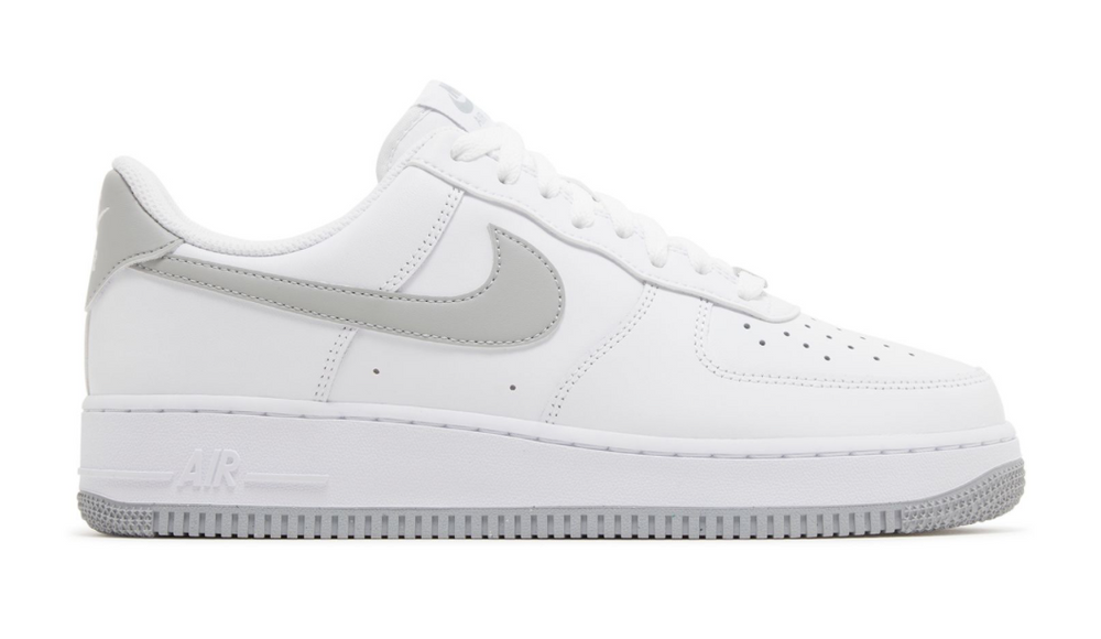 Men's Nike Air Force 1 '07 "White Light Smoke Grey"
